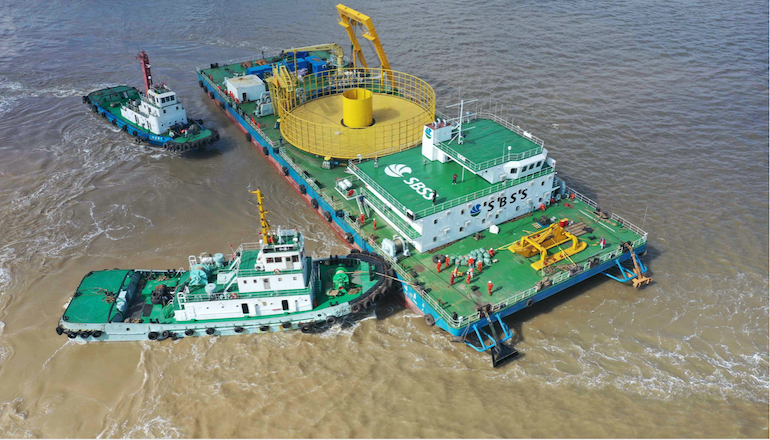 Chinese crew charters cable installation barge