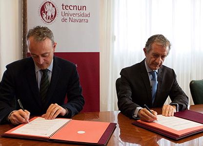 Gamesa forges college links