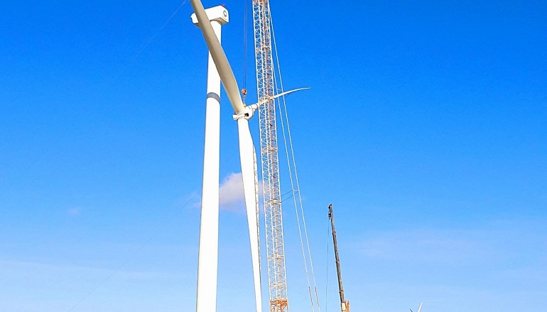 The final GE Renewable Energy turbine has been installed at the 102MW Kipeto wind project in Kenya.