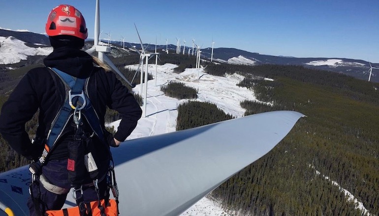 GE offering new blade inspection service using thermal imaging and acoustic spectral analysis