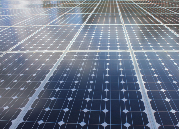 Total pushes accelerator on 800MW Qatar solar