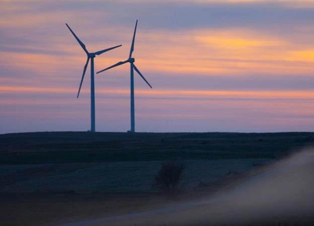 Wind and solar power global growth to 2035 Onyx extends watch over BP US onshore wind fleet