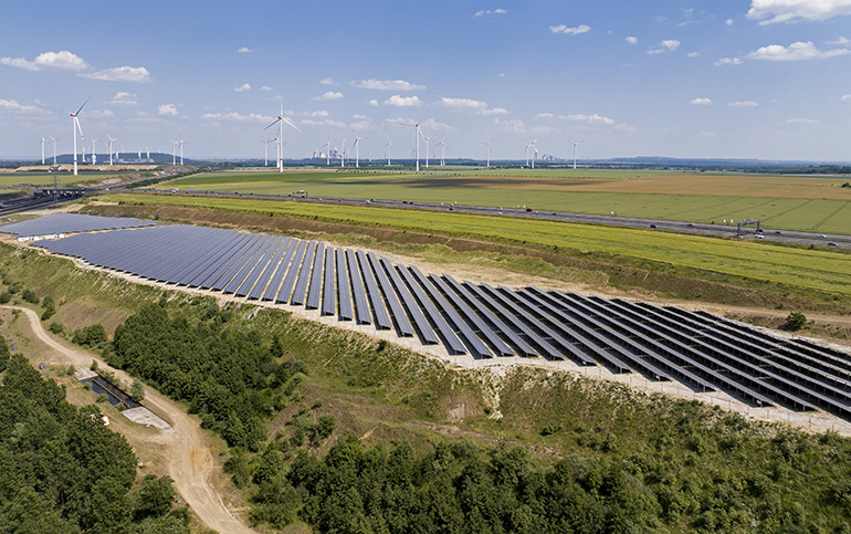 RWE installs PV plants at German opencast mine RWE installs PV plants at German opencast mine