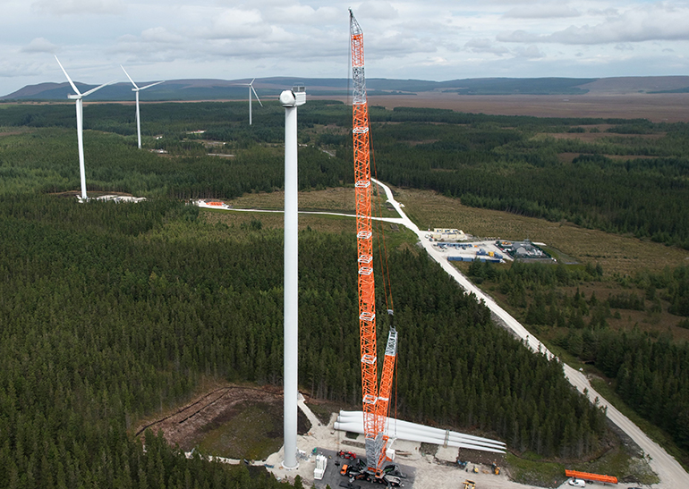 Global Wind Projects invests in new crane