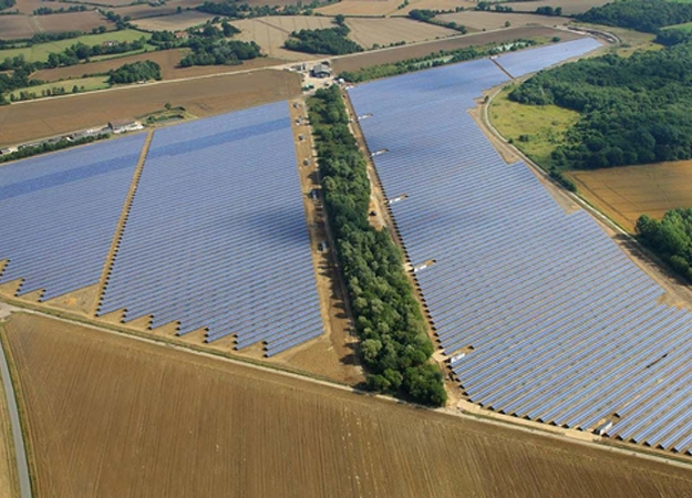 Greencoat snaps up 99MW UK solar trio Double record for UK renewables