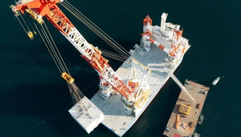 Hamburg 2022: GustoMSC designs blade install solution GustoMSC unveils feeder vessel design