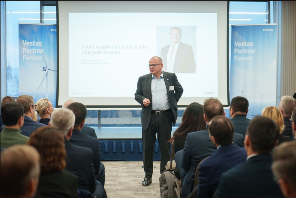 Offshore ramp up drives Vestas to Q1 profit Andersen says Vestas 'right-sizing' to continue