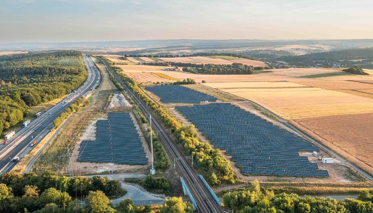 EnBW cuts the ribbon on German solar farm EnBW cuts the ribbon on German solar farm