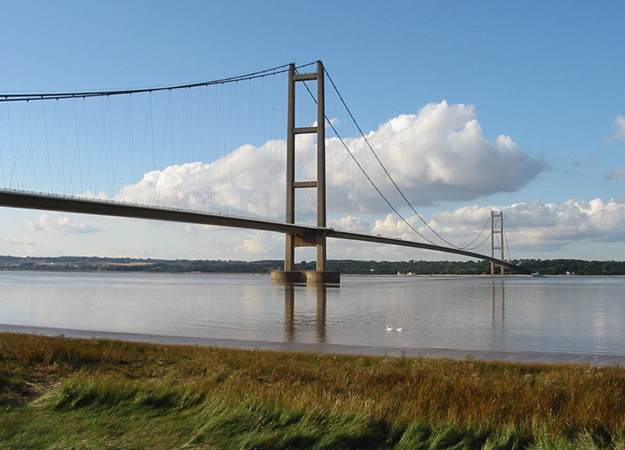 Dong makes £6bn Humber splash