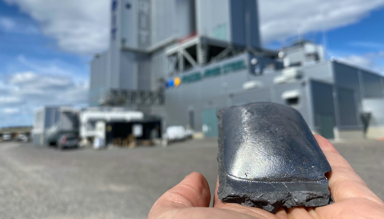 Vattenfall team delivers hydrogen-reduced sponge iron Vattenfall team delivers hydrogen-reduced sponge iron