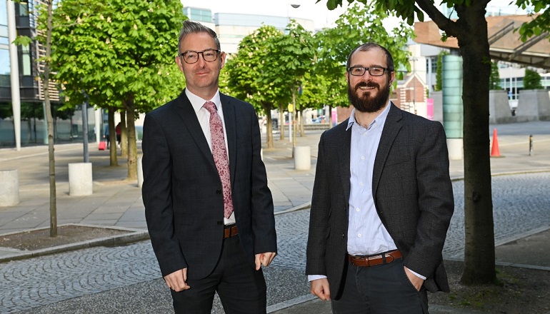 Northern Ireland government backs green hydrogen Northern Ireland government backs green hydrogen