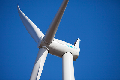 Siemens scoops Japanese order