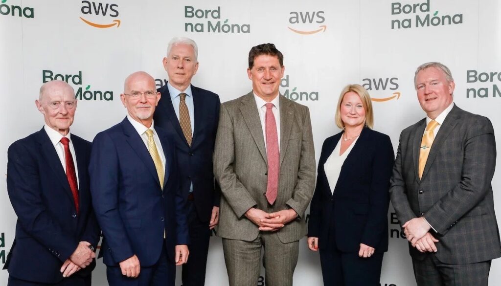 Amazon joins Bord na Móna’s Eco Energy Park Amazon joins Bord na Móna's Eco Energy Park