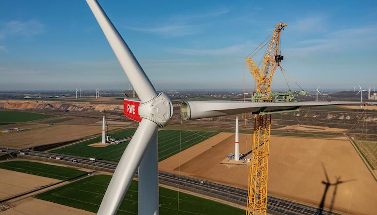 RWE has installed the first of six turbines at the 27MW Juchen A44n wind farm on the site of a former open cast mine in Germany