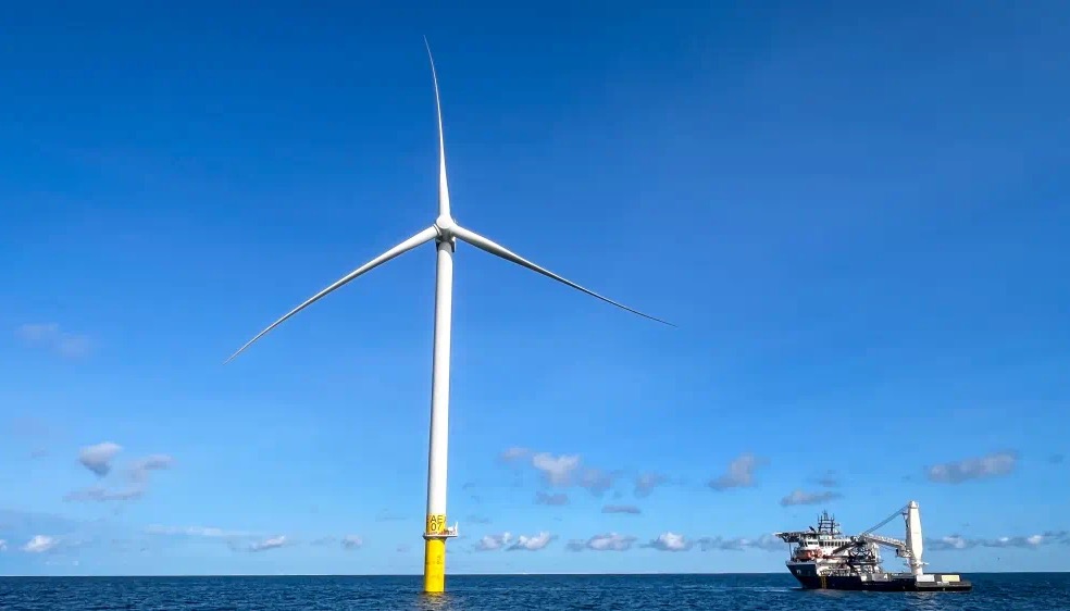 First turbine installed at Revolution Wind First turbine installed at Revolution Wind
