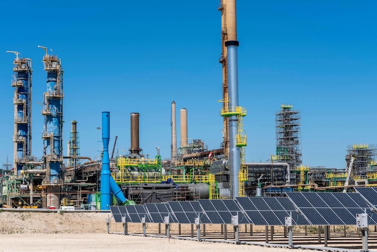 TotalEnergies unveils French hydrogen project TotalEnergies unveils French hydrogen project