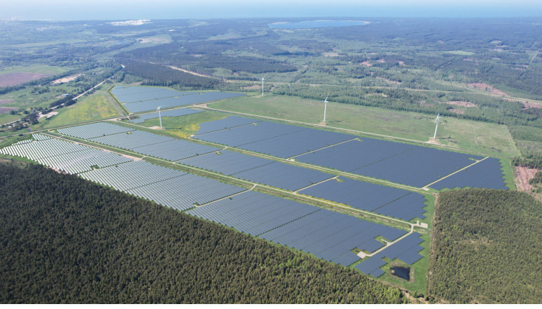 European Energy sells 50% of Latvian hybrid park