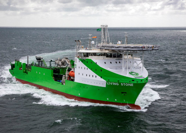 Cable cheer for Orsted at Hornsea 1 Living Stone sails through trials