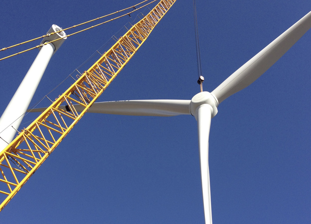 Velocita lays 120MW French table