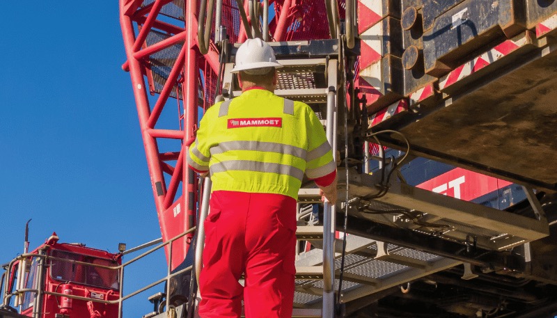 Mammoet picks up offshore wind port job