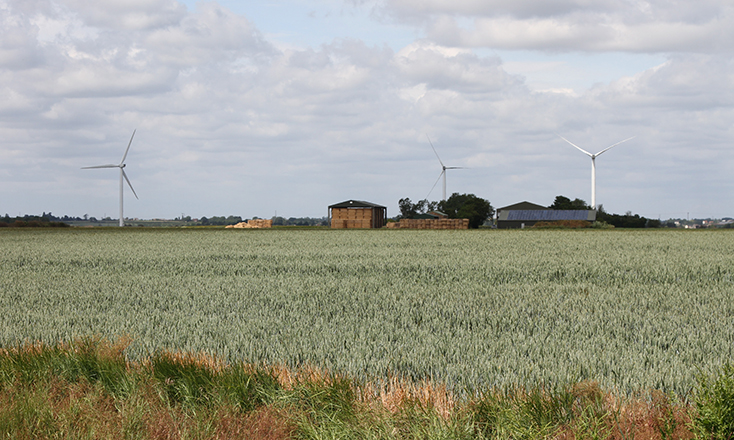 UK solar farm given go-ahead UK solar farm given go-ahead