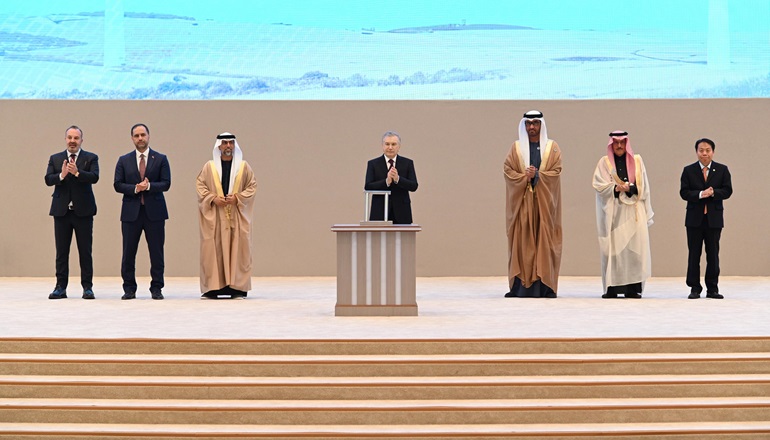 Uzbek president inaugurates 500MW wind farm