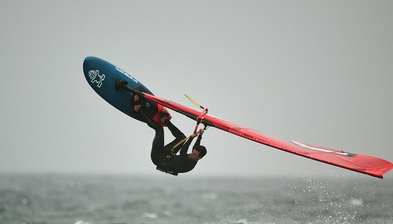 RWE sponsors Irish windsurfing contest RWE sponsors Irish windsurfing contest