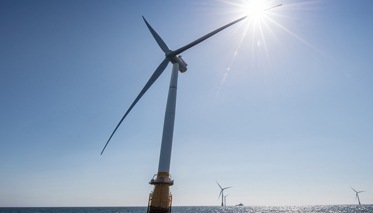 Equinor, RES, Green Giraffe form French floater team Equinor