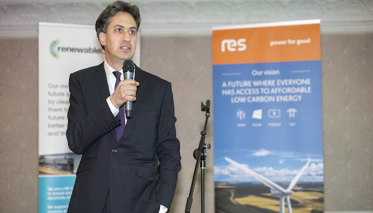 RenewableUK toasts 40 years RenewableUK toasts 40 years