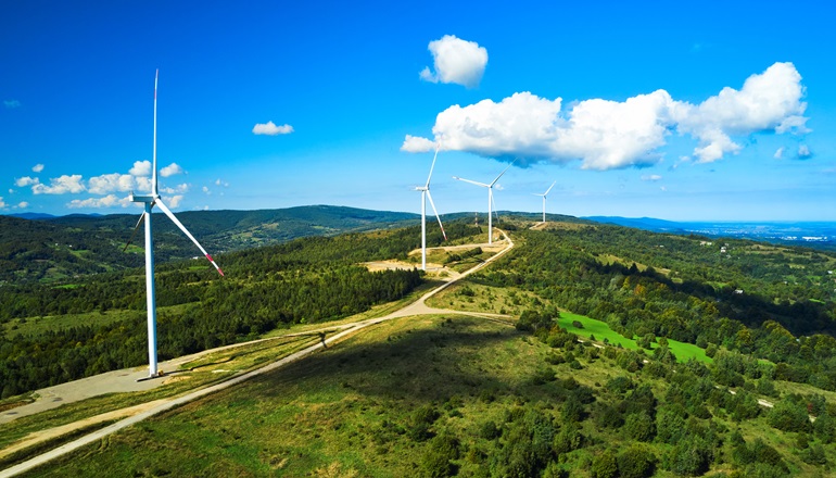 Partners complete Ukrainian wind farm Partners complete Ukrainian wind farm