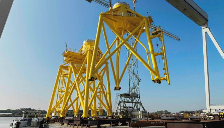 The final three upper parts of the jacket foundations for the Moray East wind farm have left Smulders yard in Hoboken for Newcastle upon Tyne for the final assembly phase