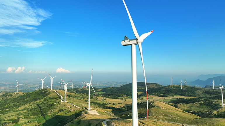 RWE invites Italians to invest in 54MW site