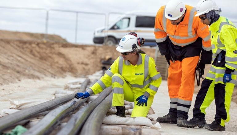 Report backs interconnectors to cut UK bills Report backs interconnectors to cut UK bills