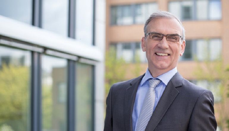 German energy players challenge RWE-Eon merger German energy players challenge RWE-Eon merger