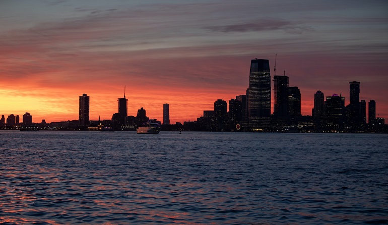 2.4GW Leading Light asks for another turbine delay NextEra