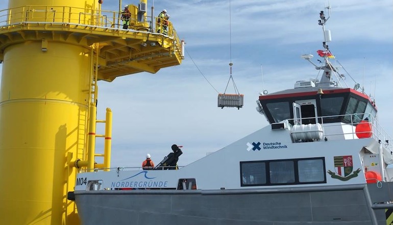 Deutsche Windtechnik reduced maintenance-related downtimes by 28.5% in 2021 compared with the previous year at the Nordergrunde offshore wind farm.