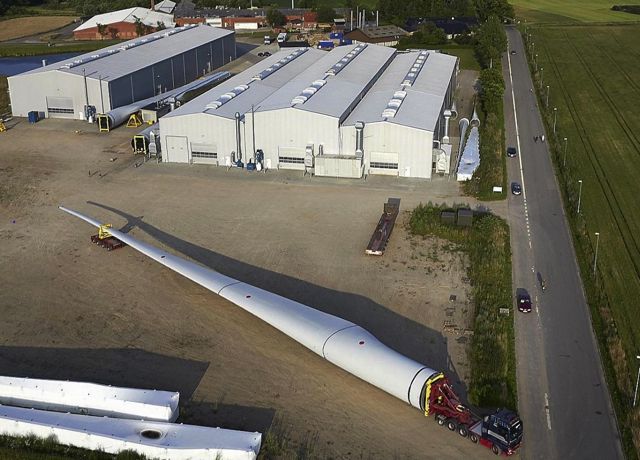 Nordex buys Danish blade crew