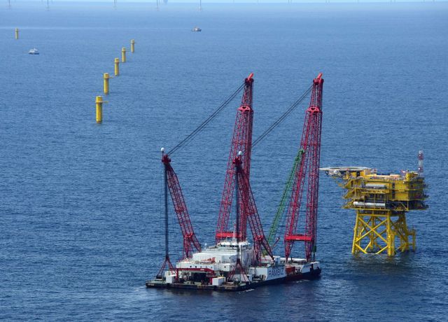 Nordsee 1 topside in place