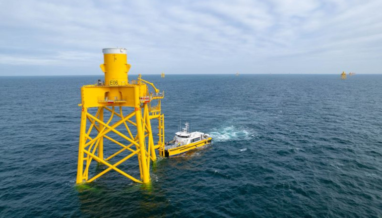Ocean Winds installs half of Dieppe foundations