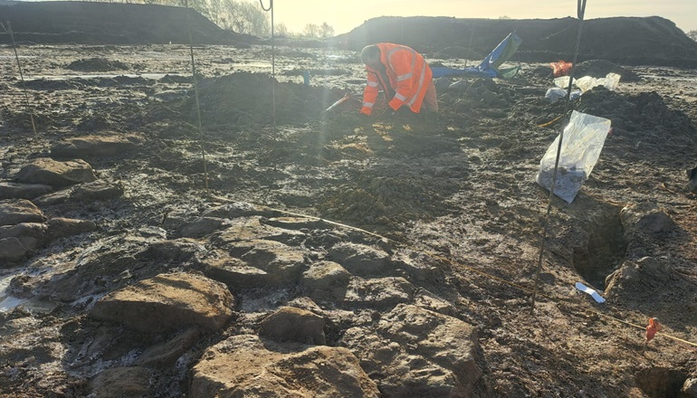Archaeological dig wraps up at UK solar site Archaeological dig wraps up at UK solar site