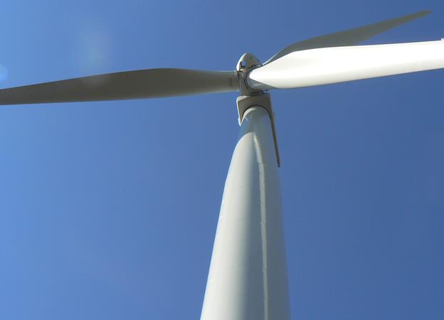 ‘Snowbound’ wind worker dies 'Snowbound' wind worker dies