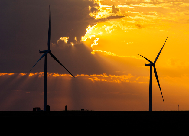 Insurer issues weather warning Pattern makes 206MW Japan play