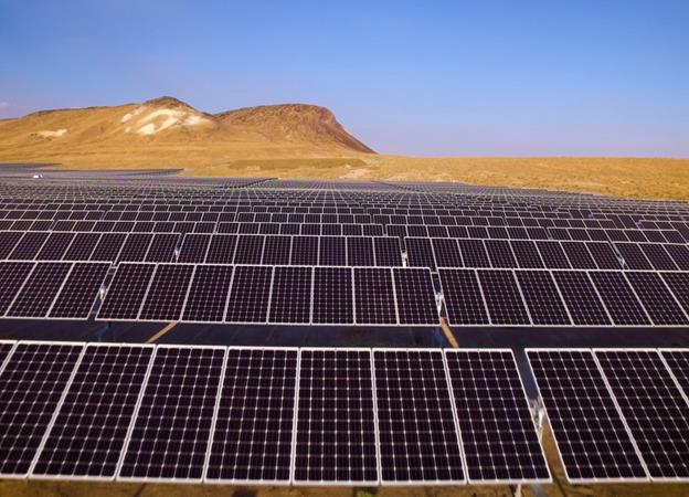 Quinbrook closes $600m solar