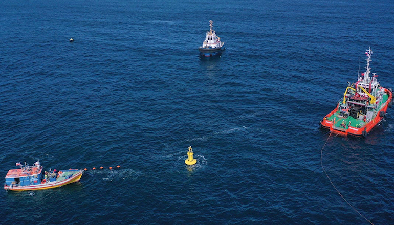 Enel team installs first wave device in Chile