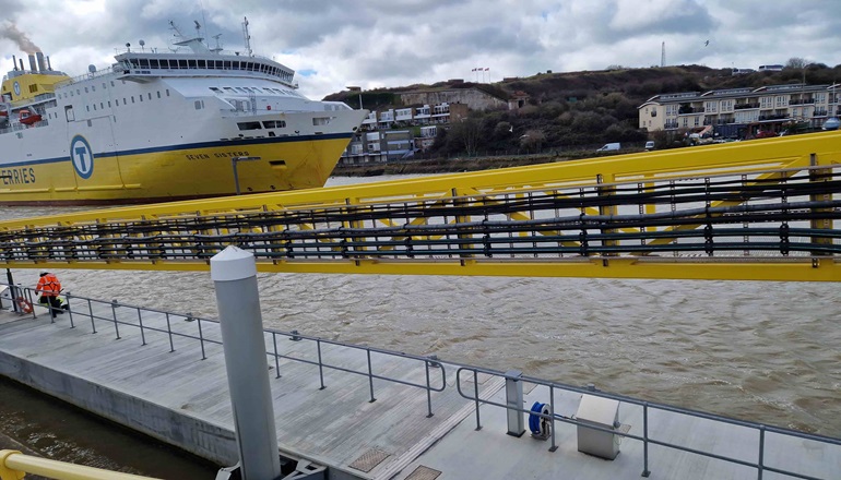 Port hosts CTV pontoon to support Rampion Port hosts CTV pontoon to support Rampion