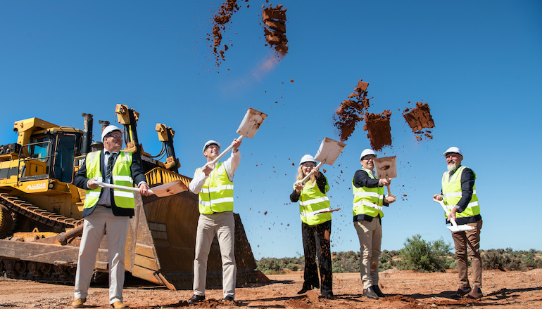 Iberdrola kicks off 317MW wind-solar hybrid in Oz