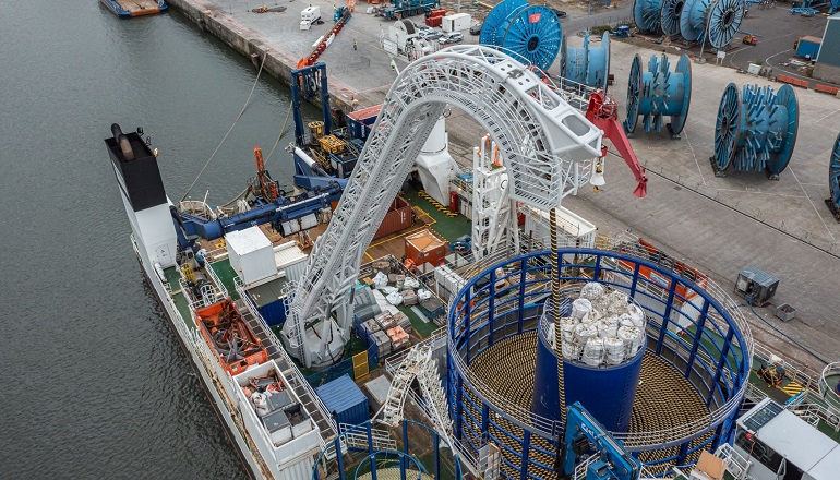 Vineyard Wind kicks off cable works EDF takes delivery of back-up NNG cable