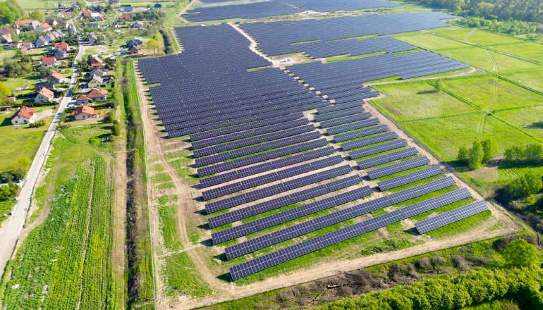 Qualitas Energy acquires 376 MWp of Polish solar