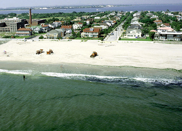 New Yorkers back offshore wind