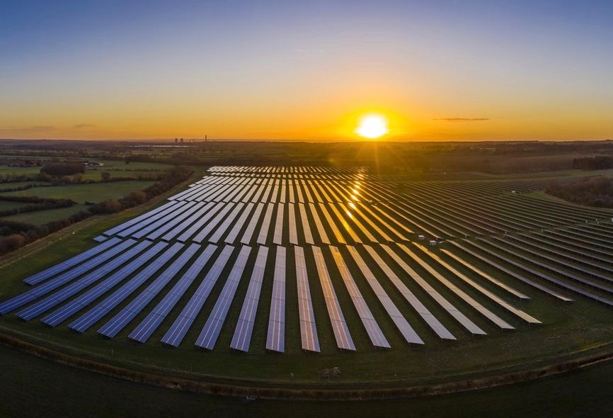 SSE acquires first solar project
